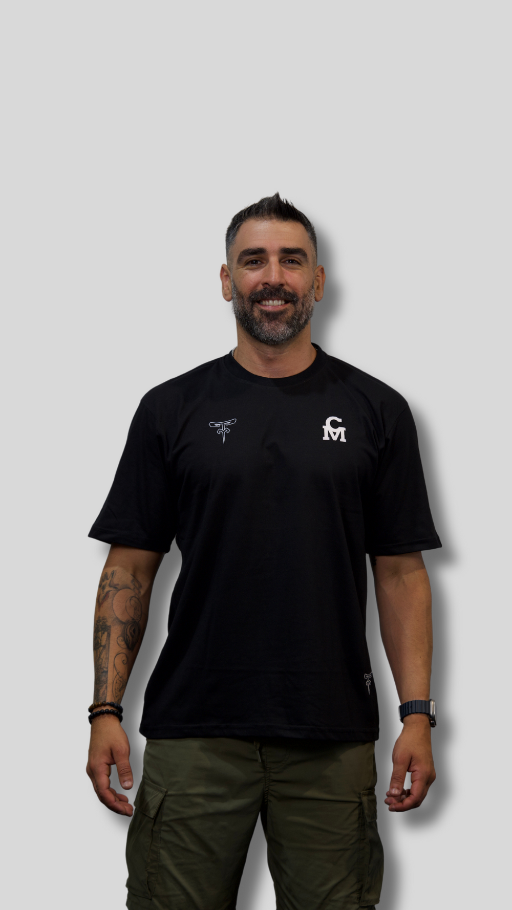 Polera Negra Siempre en Movimiento el documental by Coach Marce